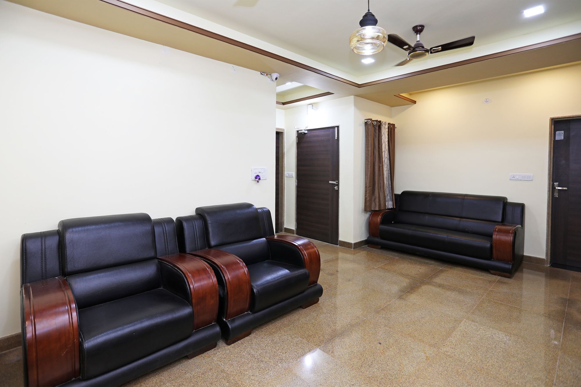 Oyo 9428 Hill View Room Goverdhan Vilas Udaipur Ngoại thất bức ảnh